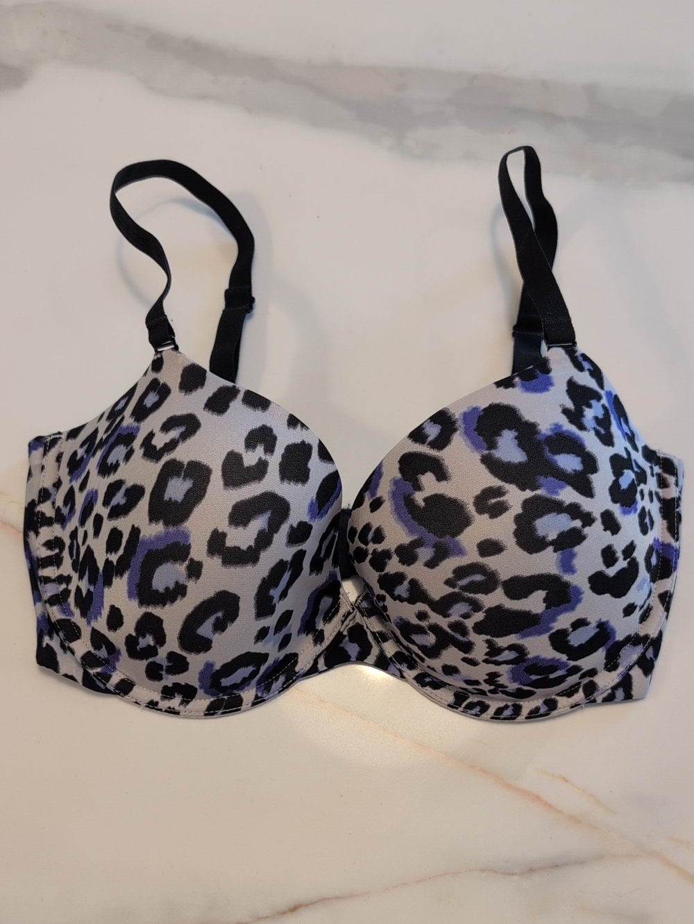 Victoria's Secret Black and Purple Leopard Print T-Shirt Bra 34D